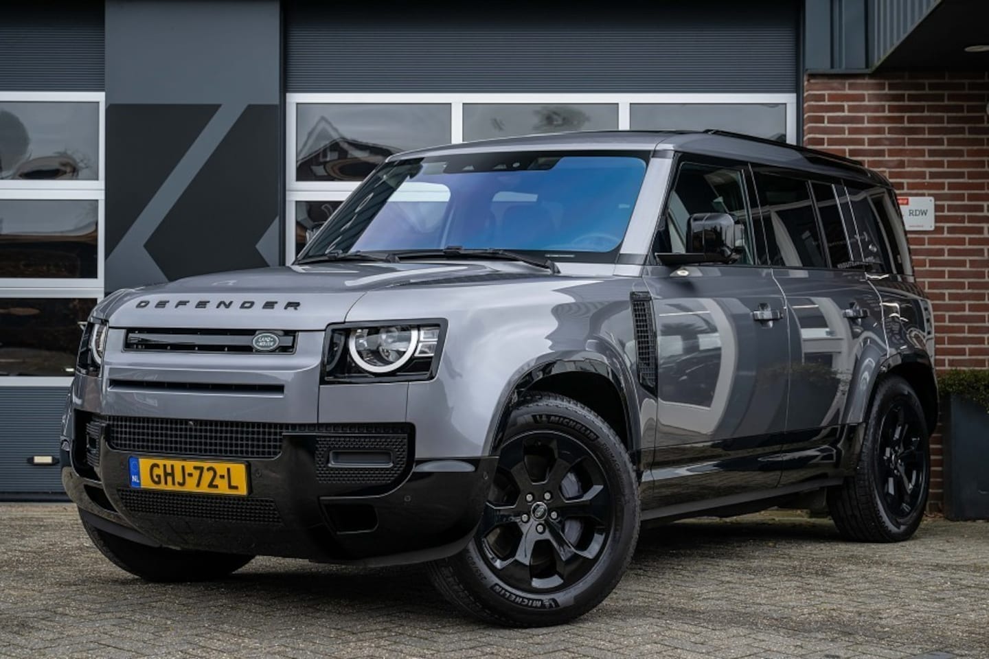 Land Rover Defender 110 - 2.0 P400e X-Dynamic SE | Panorama | Luchtvering | 360 ° | Ventilatie | BTW | 20 Inch | - AutoWereld.nl