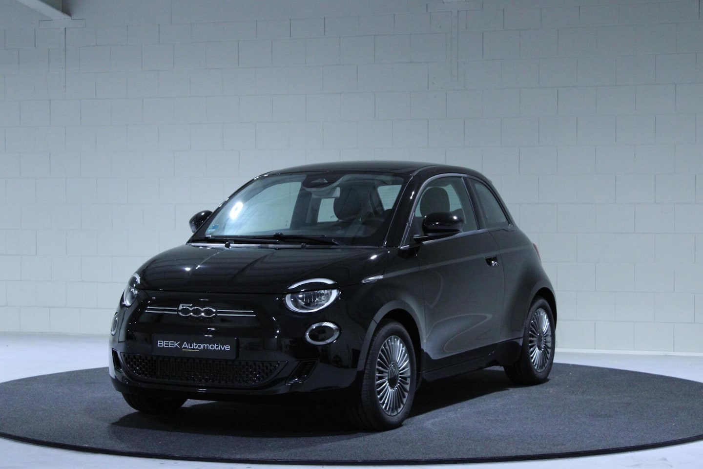Fiat 500 - 24 kWh | Apple CarPlay | Cruise Control | LED - AutoWereld.nl