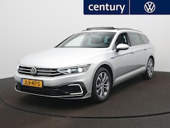 Volkswagen Passat Variant - 1.4 TSI PHEV GTE Business Panoramadak / Trekhaak / Virtual