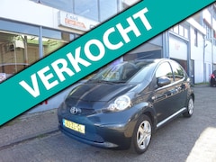 Toyota Aygo - 1.0-12V +