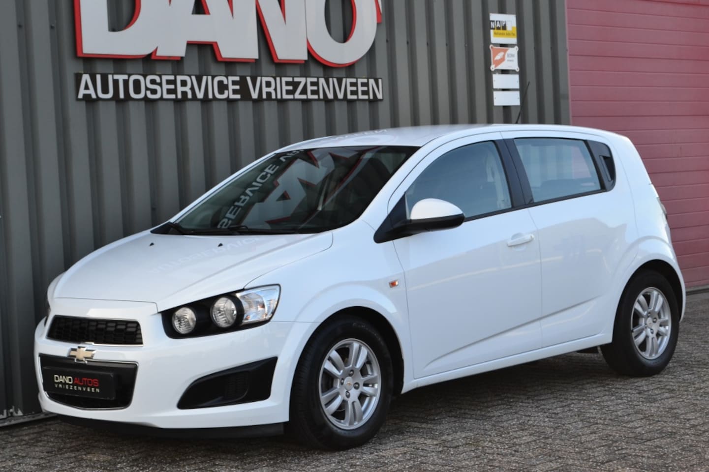 Chevrolet Aveo - 1.2 LT 5DRS Airco/Cruise/Trekhaak/NAP - AutoWereld.nl