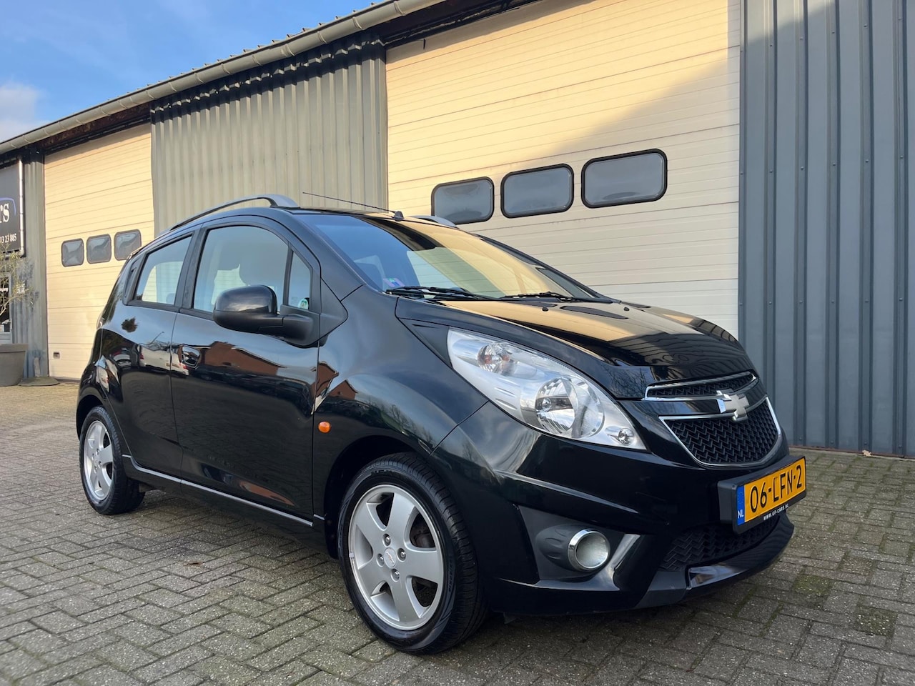Chevrolet Spark - 1.2 16V LT 2010 AIRCO NAP APK! - AutoWereld.nl