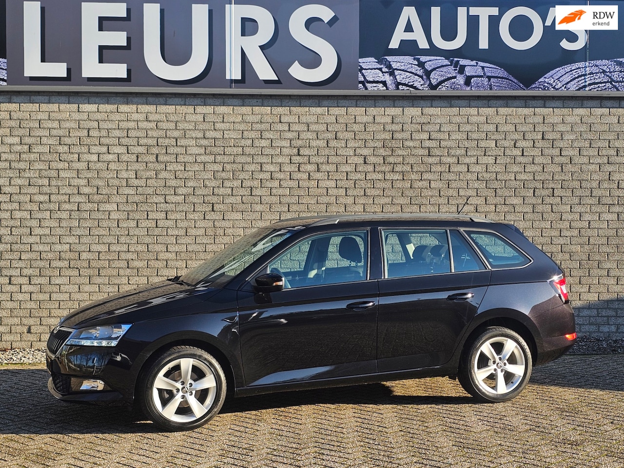 Skoda Fabia - 1.0 TSI Sport business 1.0 TSI Sport business - AutoWereld.nl