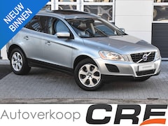 Volvo XC60 - 3.2 AWD Momentum automaat / zwart leer / panoramadak / trekhaak / cruise control / 4 elekt