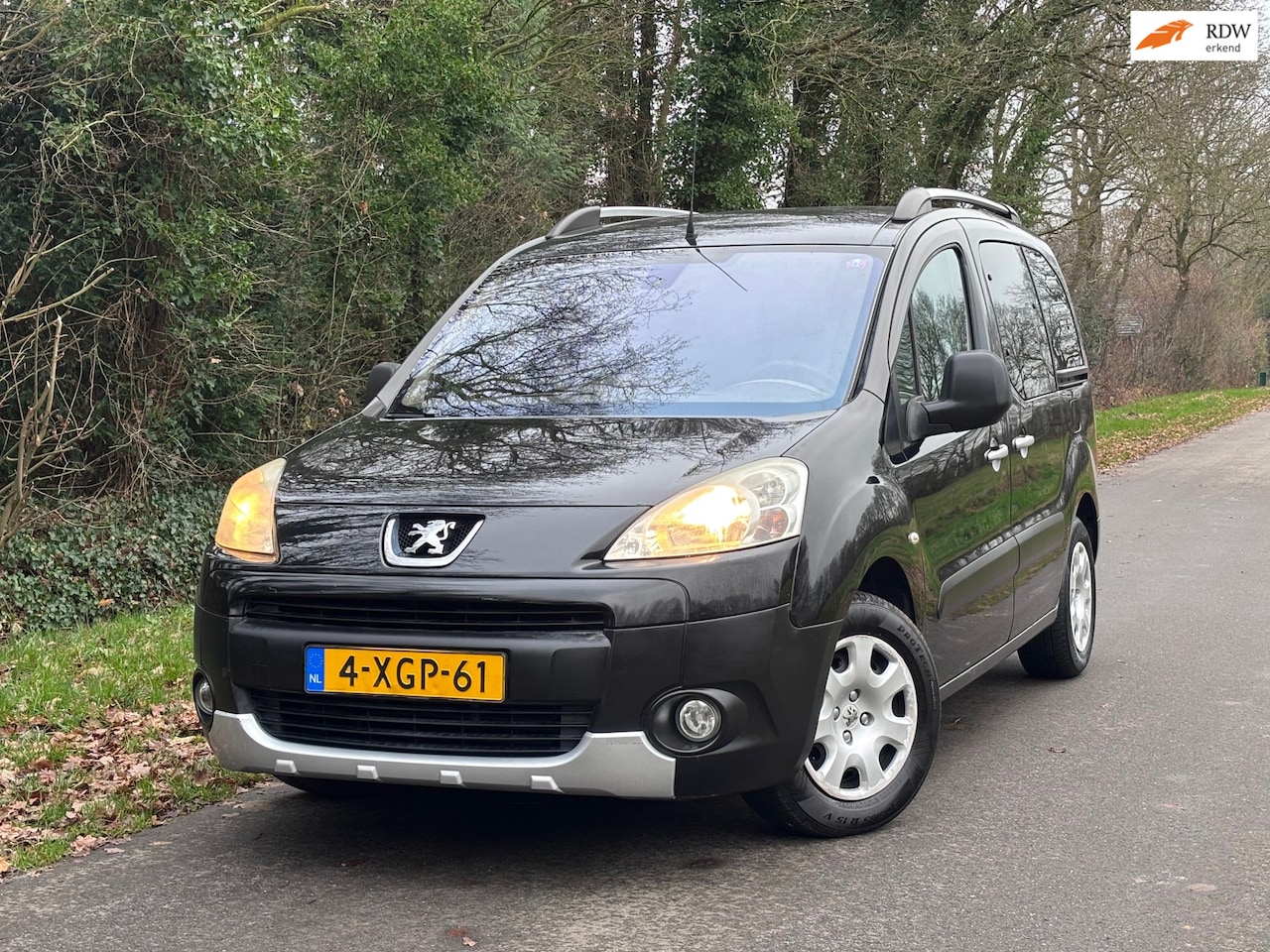Peugeot Partner Tepee - 1.6 XT | 7 Persoons + Goed onderhouden Nu € 3.450,-!!! - AutoWereld.nl