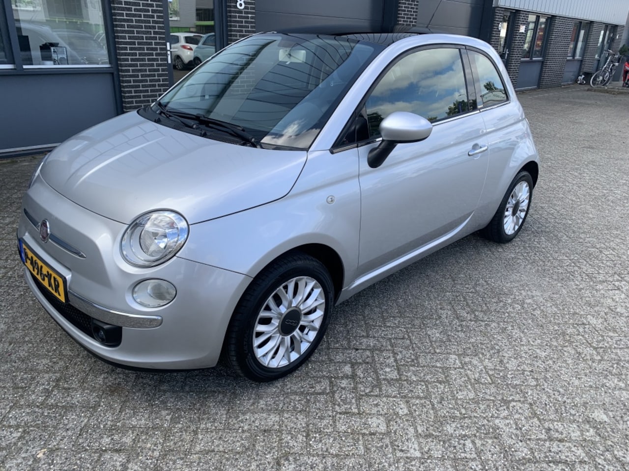 Fiat 500 - 1.2 Lounge panorama - AutoWereld.nl