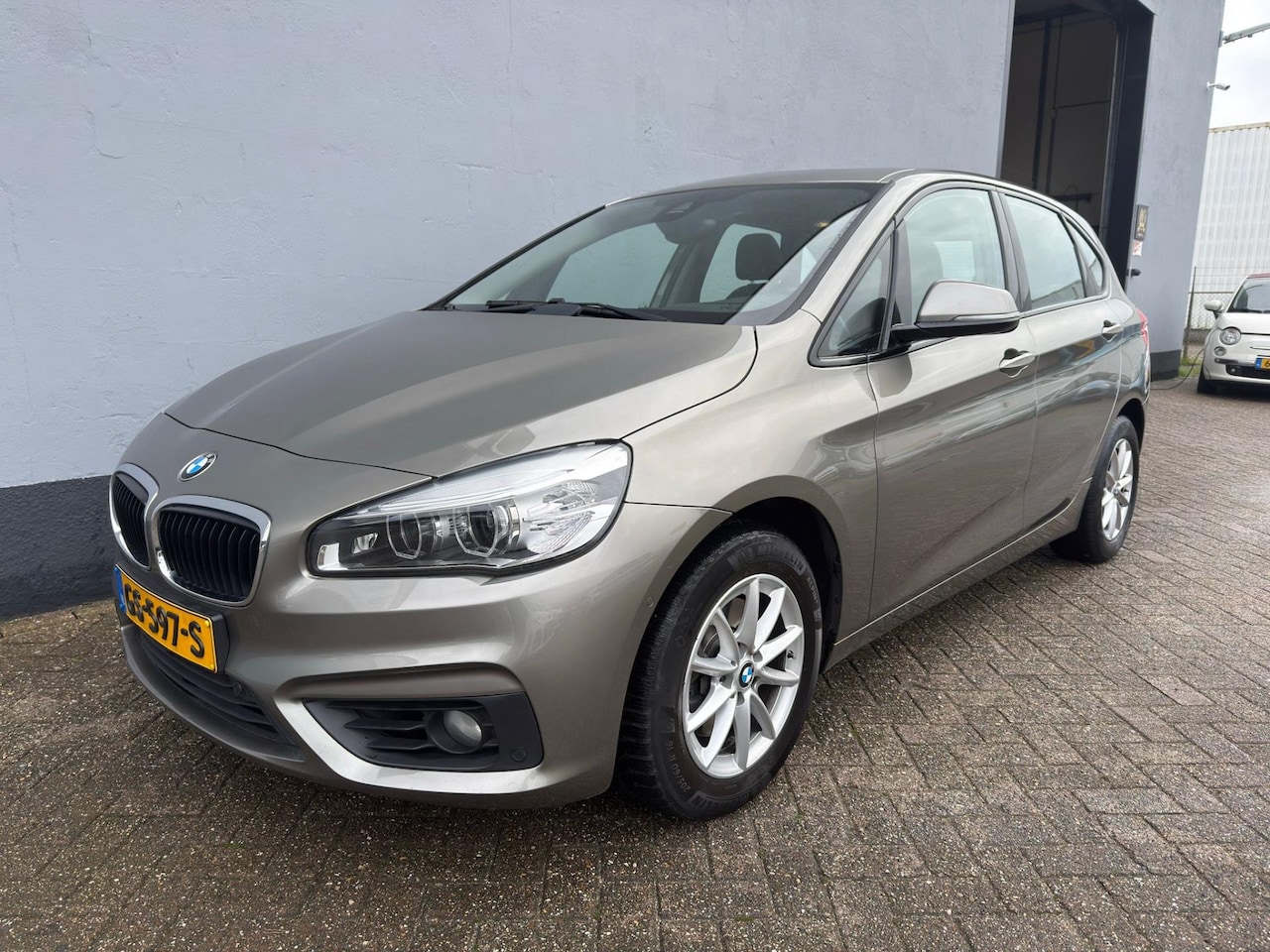 BMW 2-serie Active Tourer - 218i Essential - Panorama Dak - AutoWereld.nl