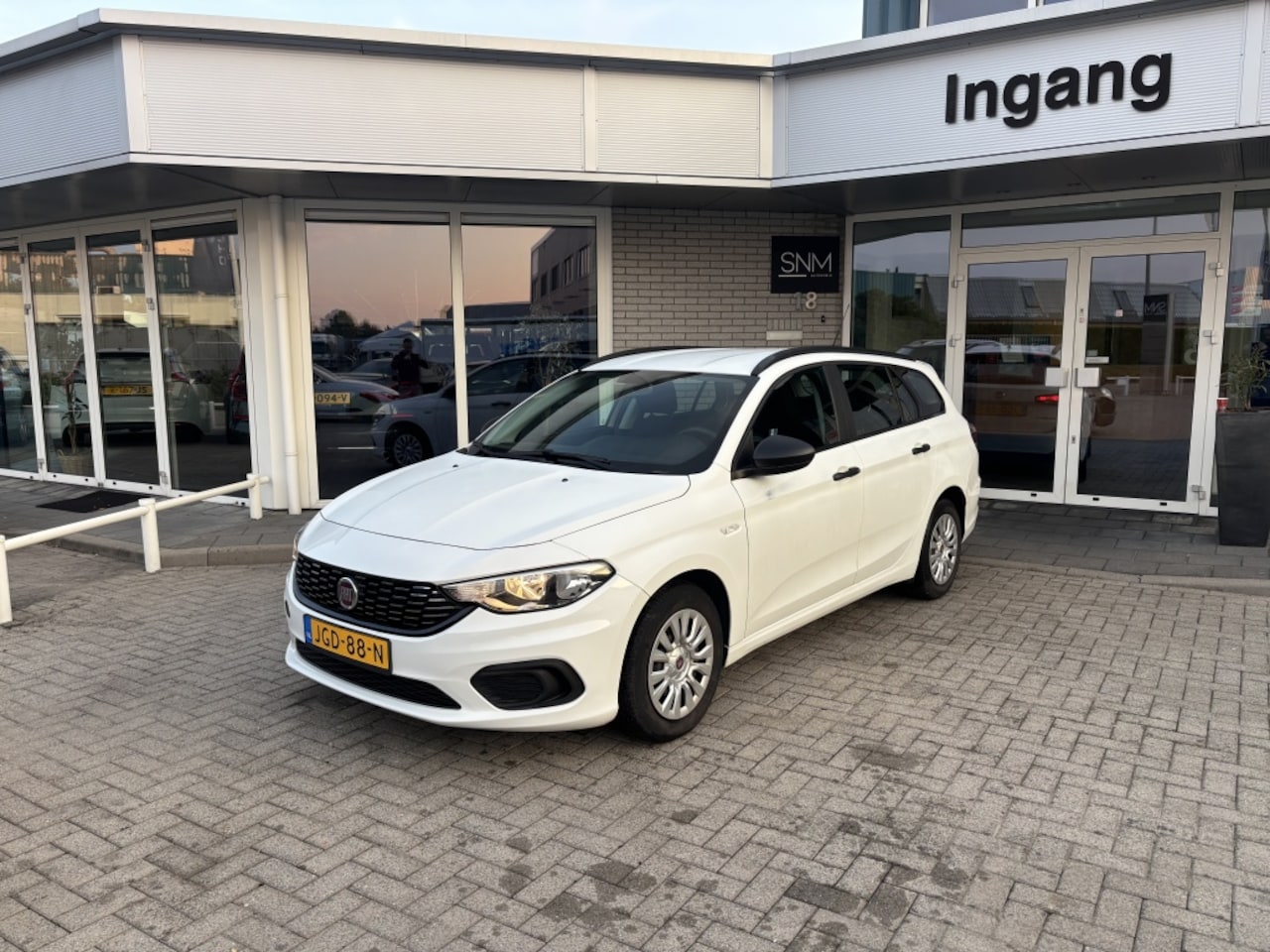 Fiat Tipo Stationwagon - 1.4 16v Pop 1.4 16v Pop - AutoWereld.nl