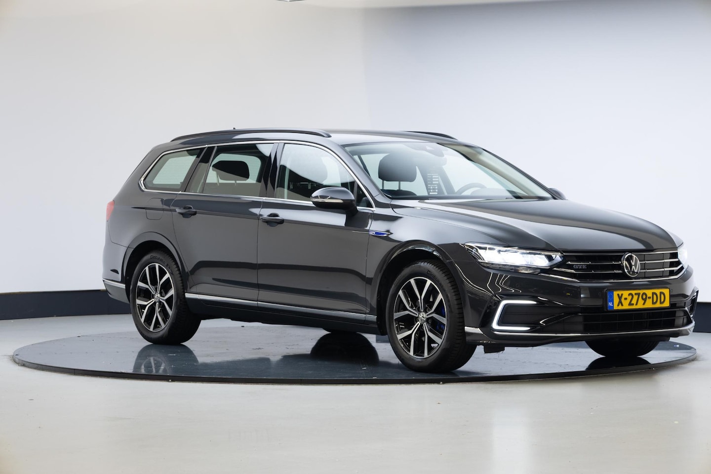 Volkswagen Passat Variant - 1.4 TSI PHEV GTE Business 1.4 TSI PHEV GTE Business - AutoWereld.nl