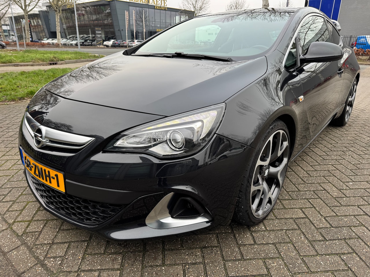 Opel Astra GTC - 2.0 Turbo OPC - AutoWereld.nl