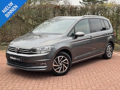 Volkswagen Touran - 1.0 TSI 115PK Highline 7p AdaptiveCruise AppleCarplay Camera 7-Persoons