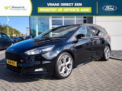 Ford Focus - 2.0 EcoBoost 250pk ST-2 | Navigatie | Xenon | Stoelverwarming | Recaro sportinterieur