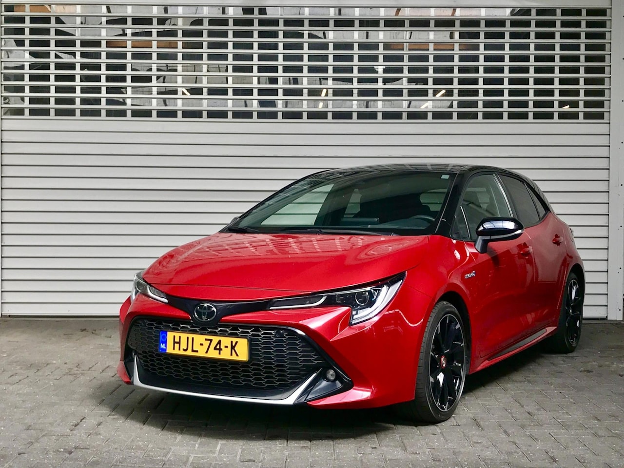 Toyota Corolla - 2.0 Hybrid GR-Sport Plus 2.0 Hybrid GR-Sport Plus (Gazoo Racing) - AutoWereld.nl
