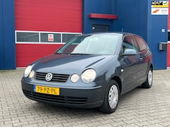 Volkswagen Polo - 1.4-16V FSI Athene | Cruise + Airco + nette auto Nu € 999,