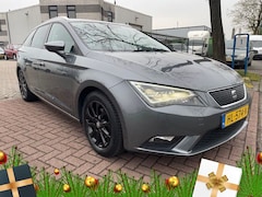 SEAT Leon ST - 1.0 EcoTSI Style Connect+ Airco/ECC, Cruisecontrol, Navigatie, Camera