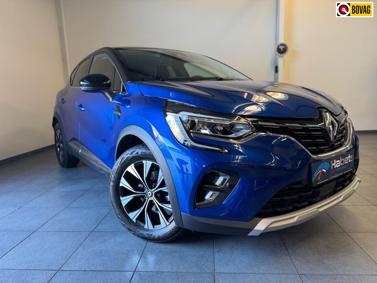 Renault Captur - 1.3 mild hybrid 140 techno automaat - Pas 1495km! Nieuwstaat! - AutoWereld.nl