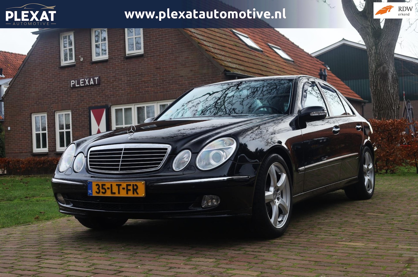 Mercedes-Benz E-klasse - 240 Avantgarde Aut. | Nette staat | Apple Carplay | Trekhaak | PDC | 19 inch | AMG-Uitlaat - AutoWereld.nl