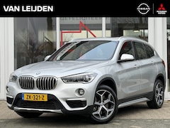 BMW X1 - (f48) sDrive20i High Executive | Leder | Panoramadak | Sportstoelen | Head-Up | LED-koplam