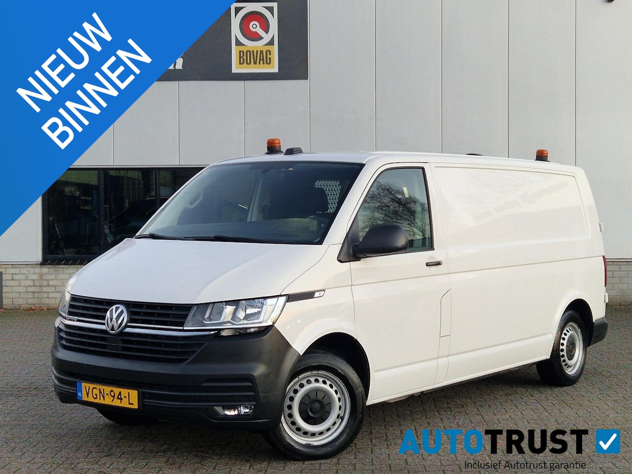 Volkswagen Transporter - 2.0 TDI L2H1 4-Motion 230V KASTEN TREKHAAK - AutoWereld.nl