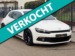 Volkswagen Scirocco - 1.4 TSI 90KW 18" / Stoelverwarming / climate control