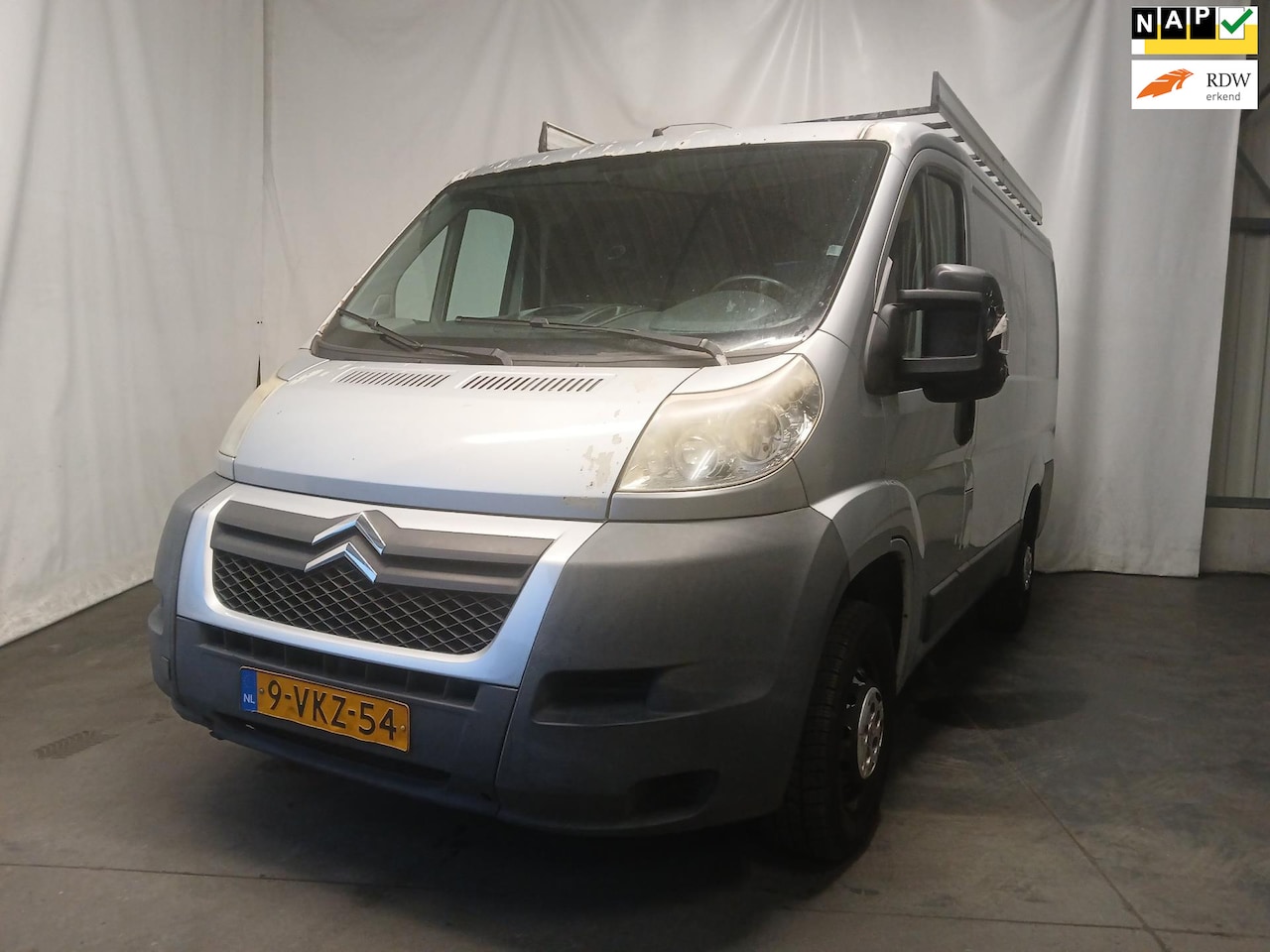 Citroën Jumper - 30 2.2 HDI L1H1 30 2.2 HDI L1H1 - Schade - AutoWereld.nl