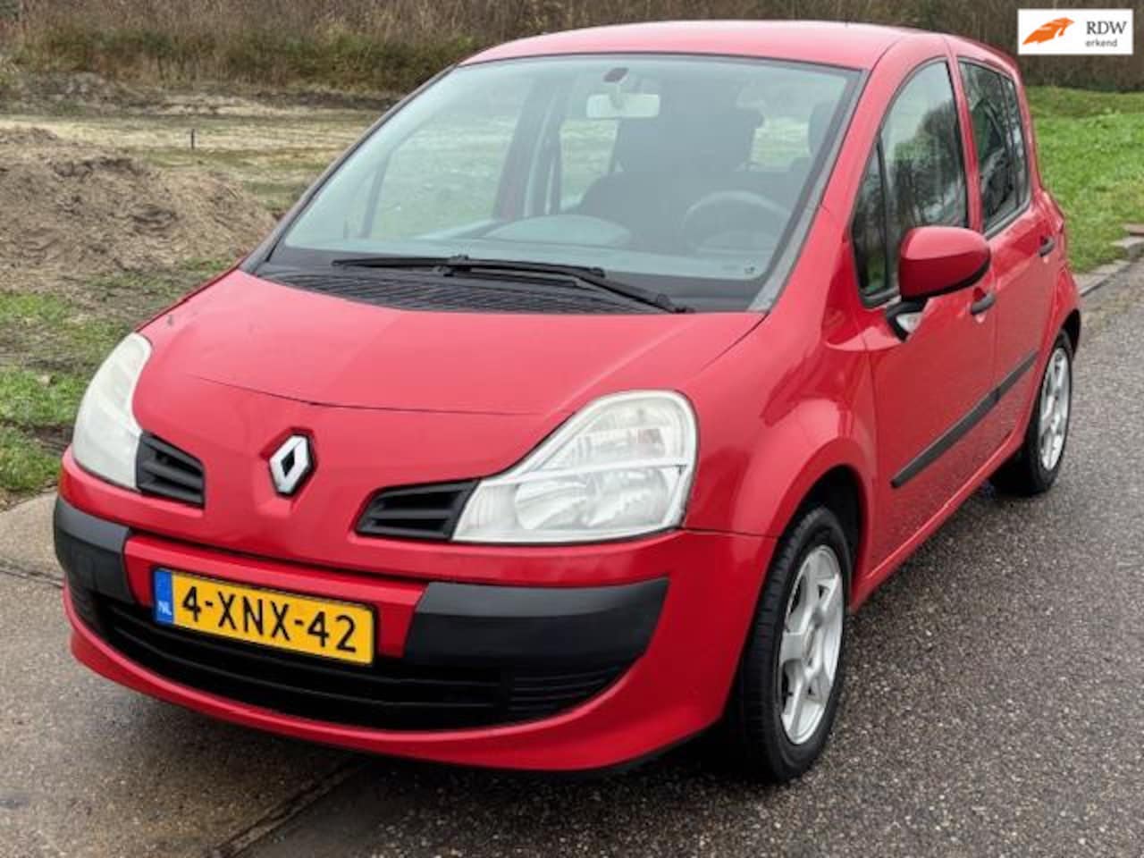 Renault Modus - 1.2-16V Expression 5-Drs Airco Electric pakket Audio/CD LMV 15" ABS EBD Colorpakket Trekha - AutoWereld.nl