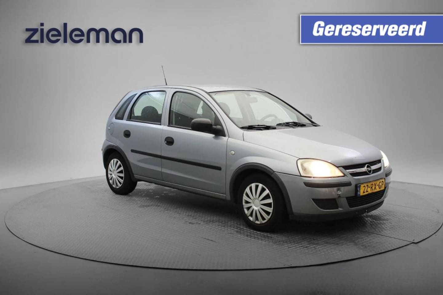 Opel Corsa - 1.2 16V Essentia - Airco GERESERVEERD!!! - AutoWereld.nl