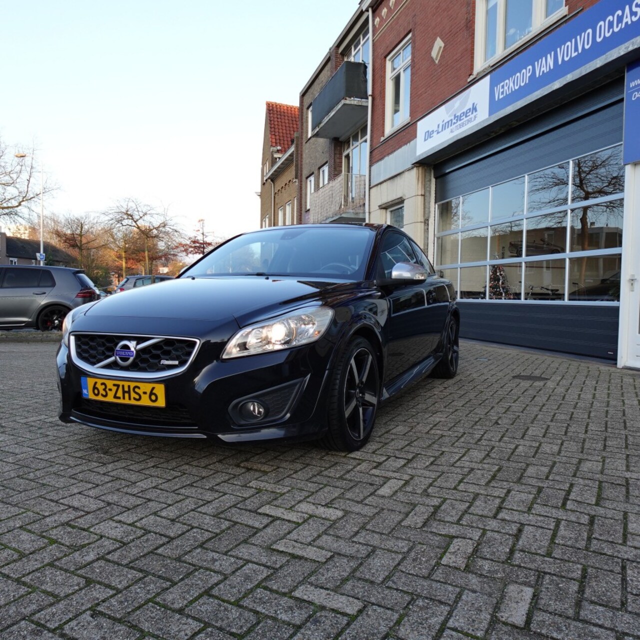 Volvo C30 - 1.6 D2 R-Edition 1.6 D2 R-EDITION - AutoWereld.nl