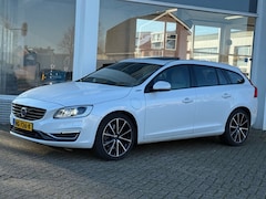 Volvo V60 - Verwacht 2.4 D5 Hybrid Special Edition Euro 6 Navi Camera Schuif-dak