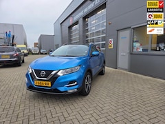 Nissan Qashqai - 1.3 DIG-T N-Connecta Pano, Navi, Trekhaak 160pk incl 1 jaar garantie