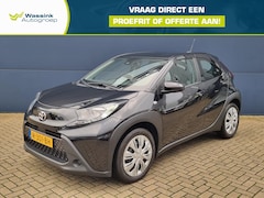 Toyota Aygo X - 1.0 VVT-i MT 72pk Play | Apple Carplay/Android Auto | Parkeercamera | Airco | Cruise contr