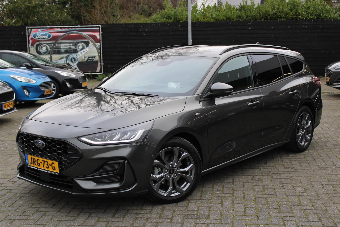 Ford Focus Wagon - 1.0 EcoBoost Hybrid 125pk ST-Line X Wagon, Trekhaak, Driver Assistance en Winterpack - AutoWereld.nl