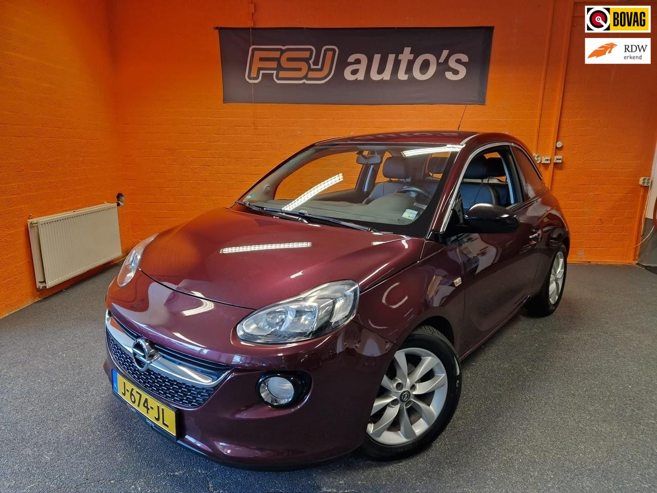 Opel ADAM - 1.2 / GLAM / HALF LEDER / AIRCO / APK 13-08-2026!! - AutoWereld.nl