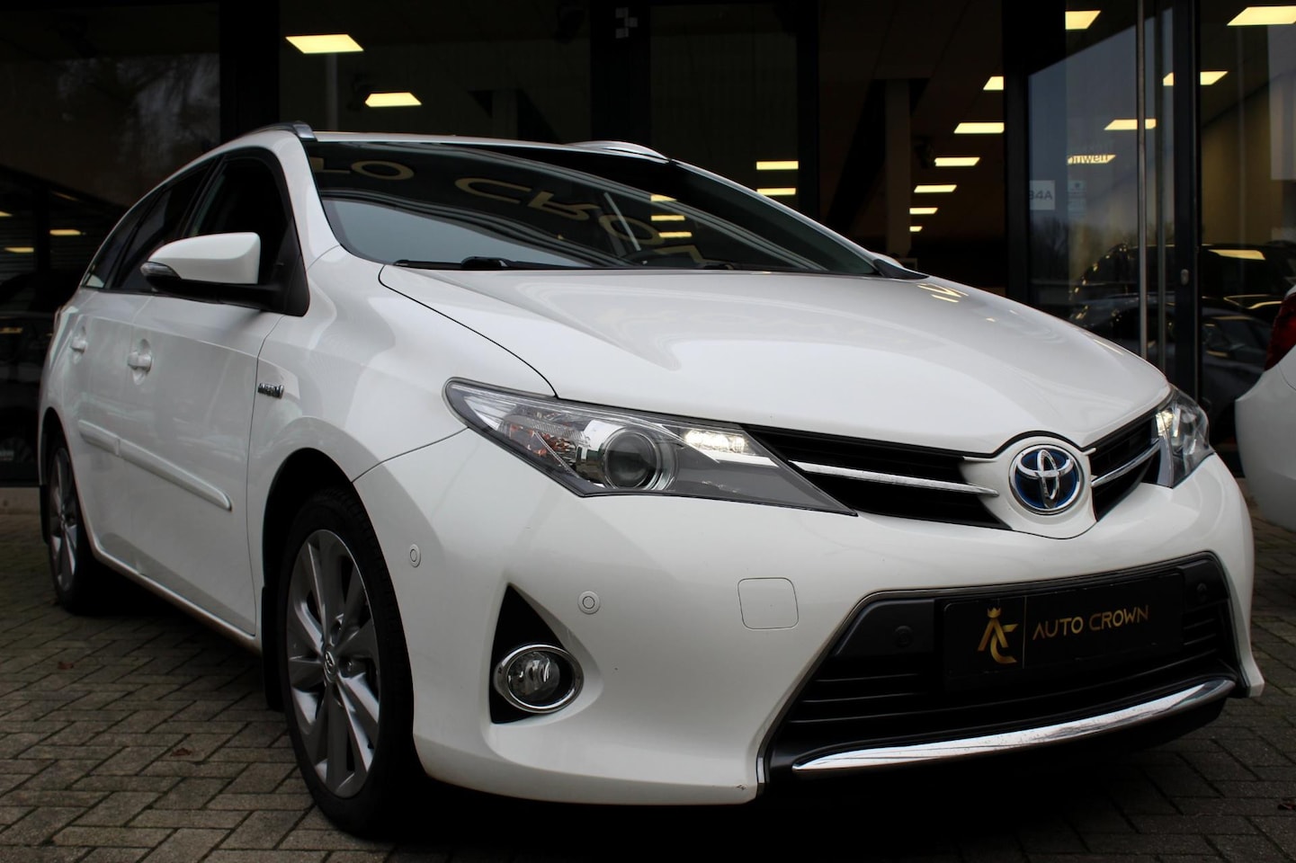 Toyota Auris Touring Sports - 1.8 Hybrid Executive 1.8 Hybrid Executive - AutoWereld.nl