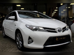 Toyota Auris Touring Sports - 1.8 Hybrid Executive