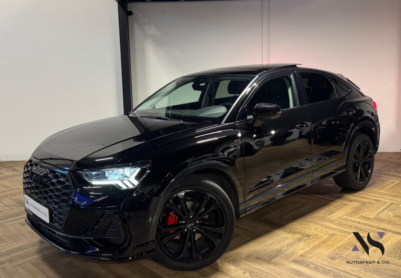 Audi Q3 Sportback - 35 TFSI S Edition Competition PANO VOL' - AutoWereld.nl