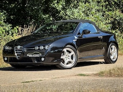 Alfa Romeo Spider - 2.2 JTS Exclusive | Clima | Cruise | Elektr. verst. stoelen | Metalic | Leder | Stoelverw.
