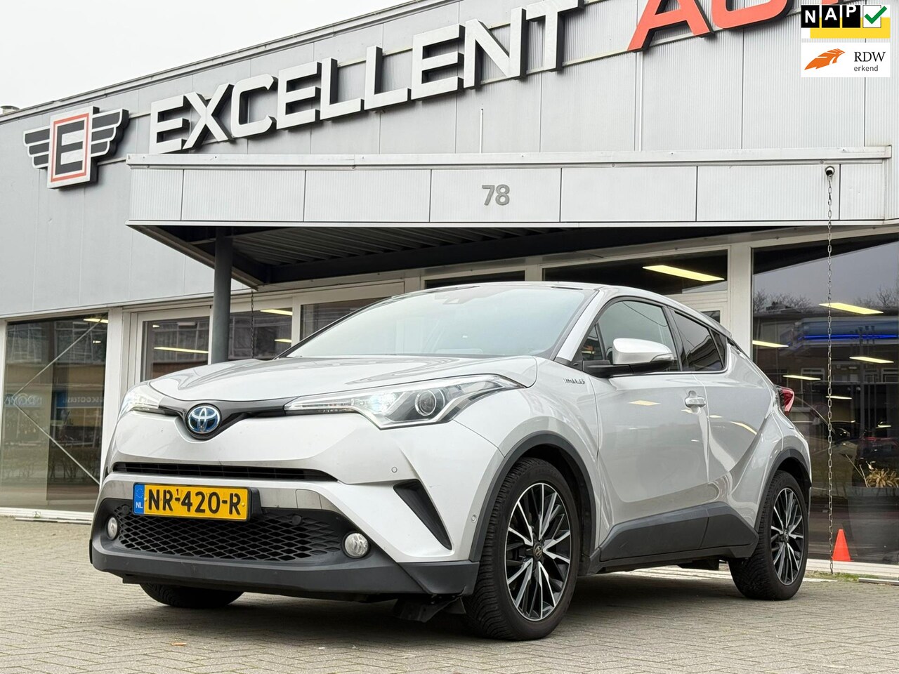 Toyota C-HR - 1.8 Hybrid Executive 1.8 Hybrid Executive - AutoWereld.nl