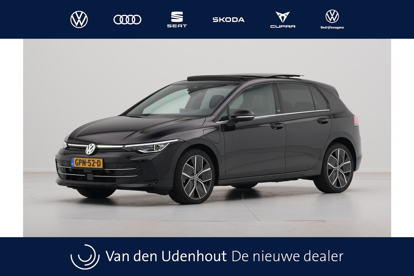 Volkswagen Golf - 1.5 eHybrid 204pk 50 Edition Panorama Matrix Led SStoel/Stuurverwarming Acc - AutoWereld.nl
