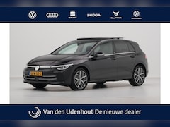 Volkswagen Golf - 1.5 eHybrid 204pk 50 Edition Panorama Matrix Led SStoel/Stuurverwarming Acc 25