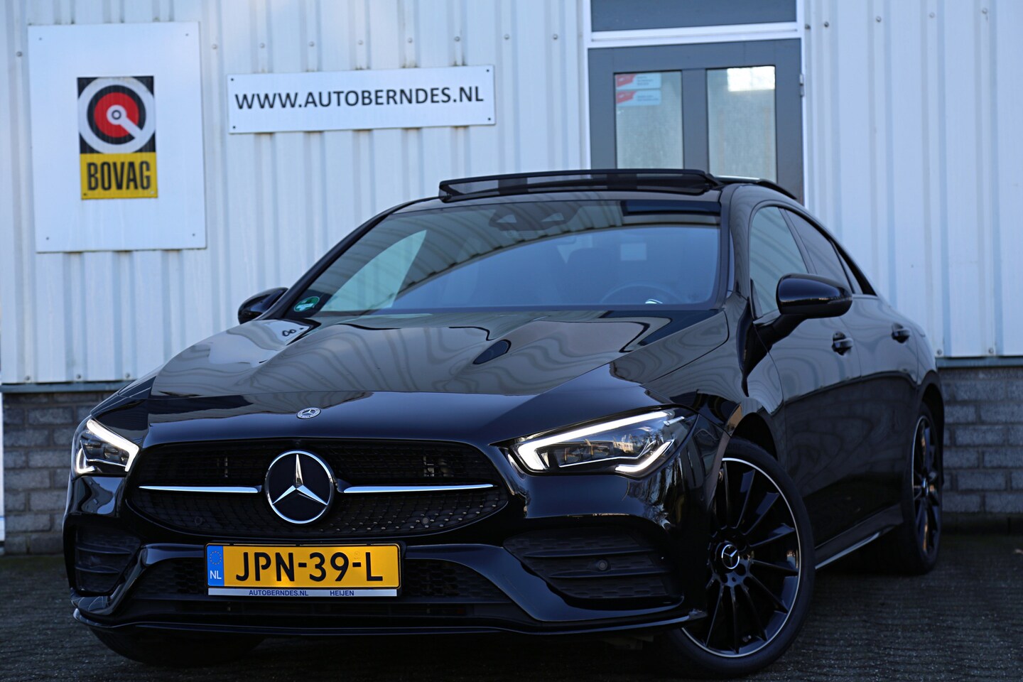 Mercedes-Benz CLA-Klasse - 250e AMG Edition*Perfect MB Onderh.*BTW*1ste Eig*Pano/Night/Sfeer/Burmester/Multi Beam LED - AutoWereld.nl