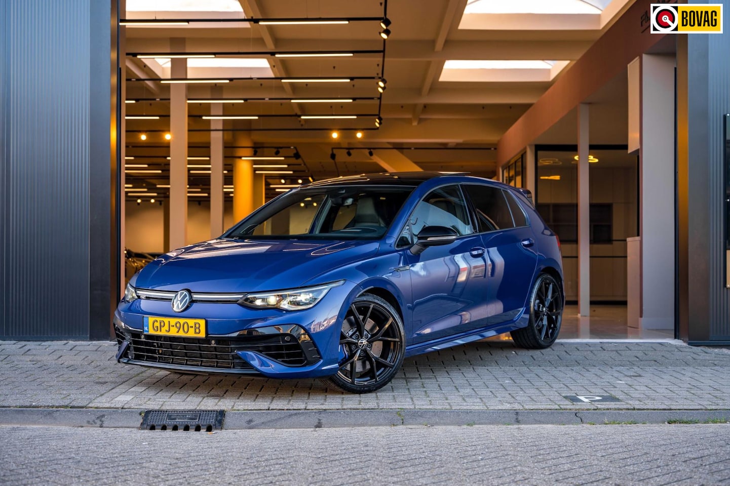 Volkswagen Golf - 2.0 TSI R 4Motion Performance|Pano|Akra|Head-Up|Drift-Modus|Stoel Verkoeling|Camera| - AutoWereld.nl