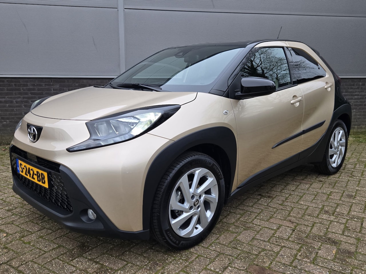 Toyota Aygo X - 1.0 VVT-i S-CVT first Limited Automaat - AutoWereld.nl