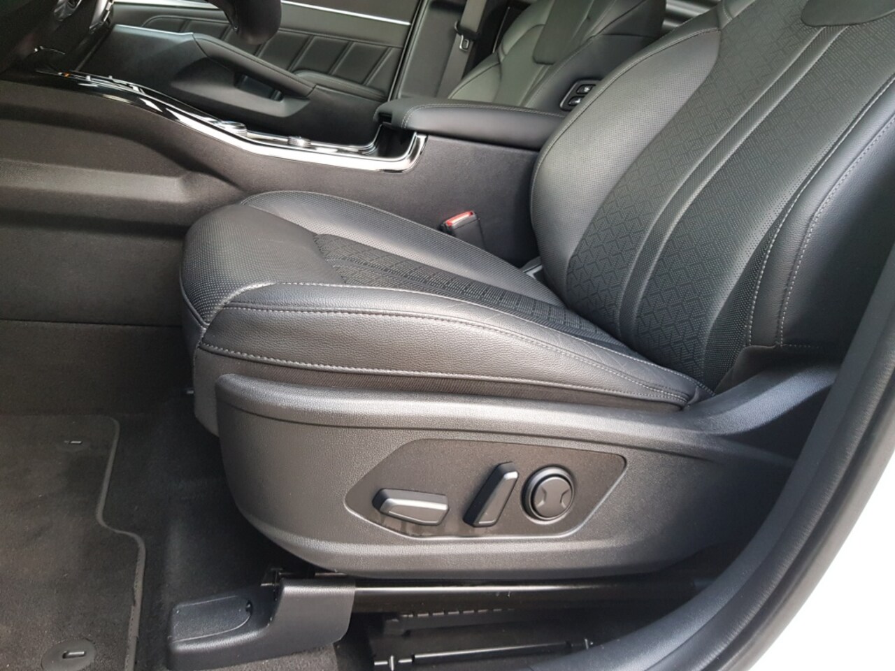 Kia Sorento - PHEV Spirit 1.6 T-GDi 5p