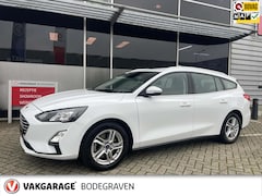 Ford Focus Wagon - 1.0 EcoBoost Trend Edition Business / comfort stoelen / camera