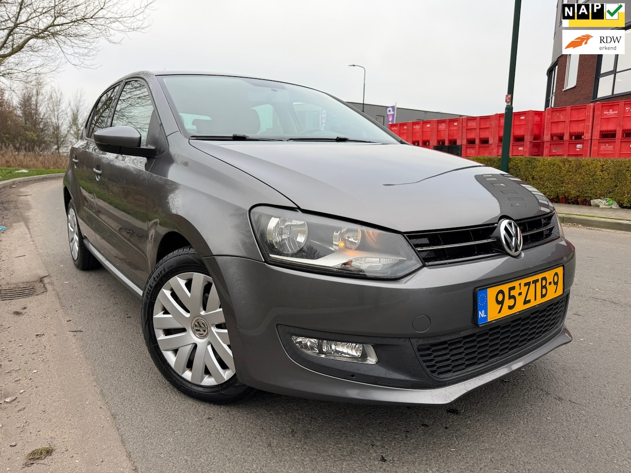Volkswagen Polo - 1.2 TSI BlueMotion Comfortline BJ 2013 AIRCO/CRUISE/ORG NL AUTO !! ZEER NETJES !! - AutoWereld.nl