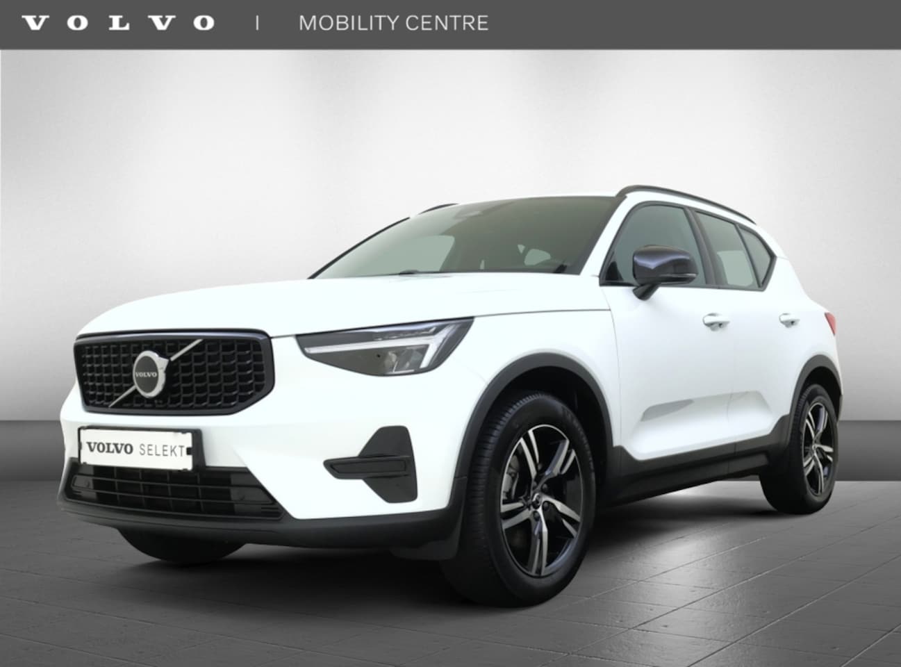 Volvo XC40 - 2.0 B4 Plus Dark | Trekhaak | H&K Audio | Stoelgeheugen | - AutoWereld.nl