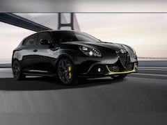 Alfa Romeo Giulietta - 1.4 T Distinctive Automaat Sportpak./Navi/17"/Trekhaak