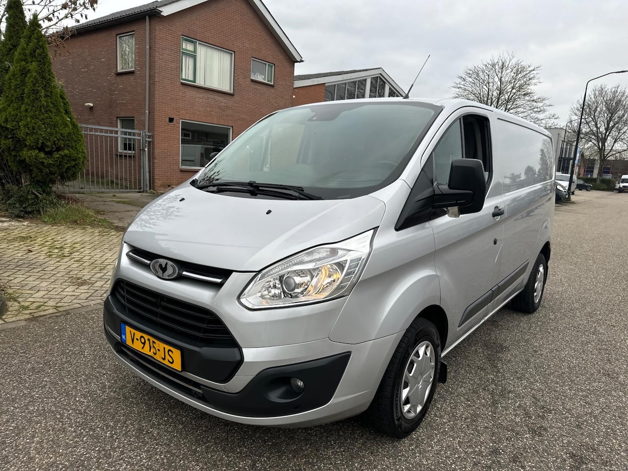 Ford Transit Custom - 270 2.0 TDCI L1H1 Trend 270 2.0 TDCI L1H1 Trend - AutoWereld.nl