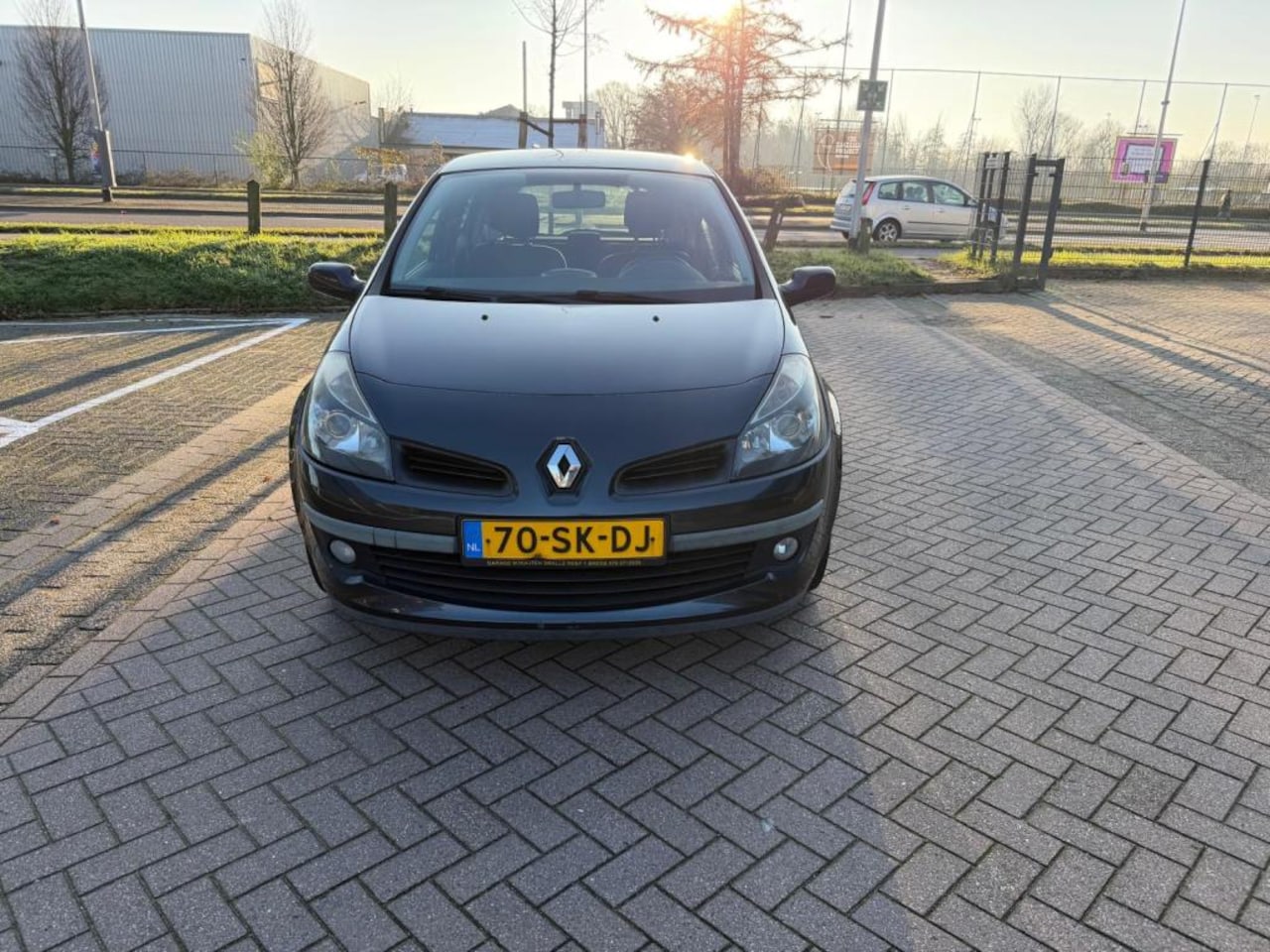 Renault Clio - 1.4-16V Dynamique Luxe 1.4-16V Dynamique Luxe - AutoWereld.nl